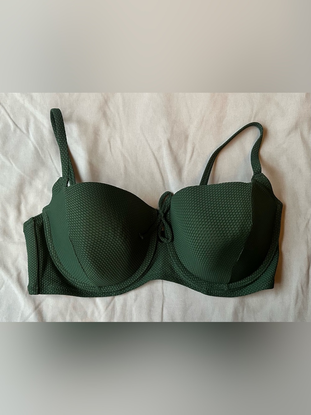 Shade & Shore Green Bikini Top with Adjustable Straps- Size 36D